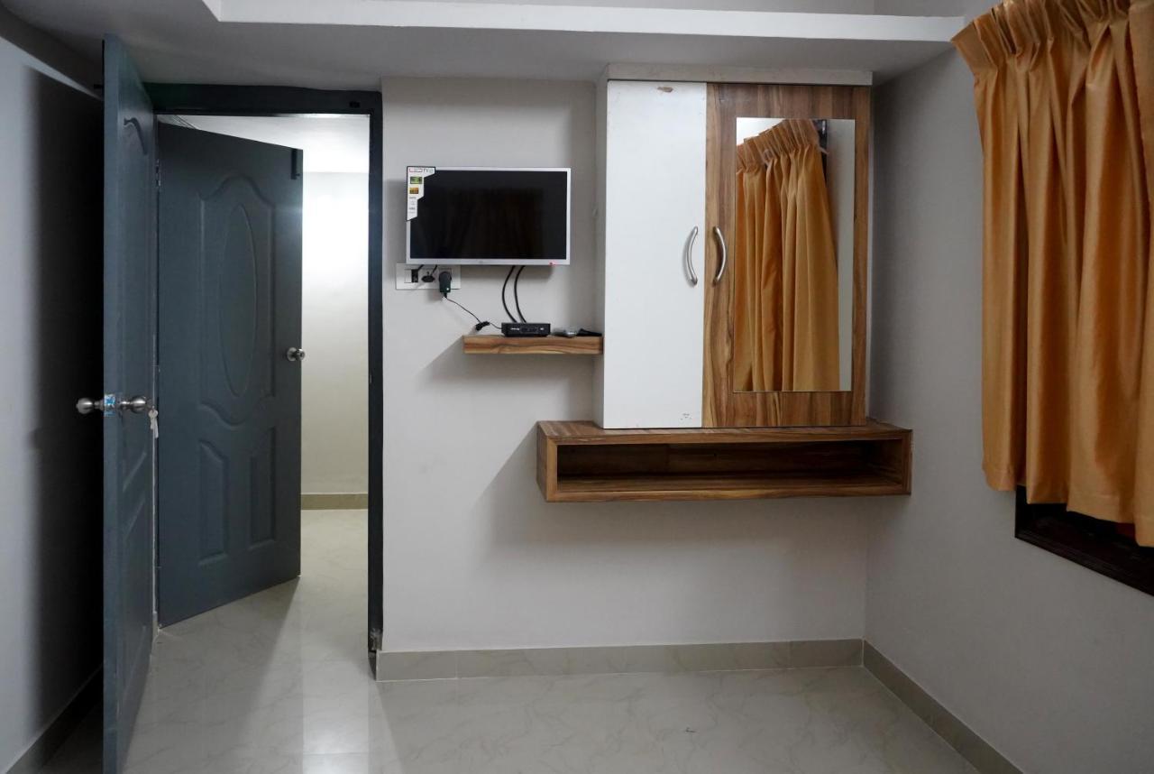 Empark Homestay Бангалор Экстерьер фото