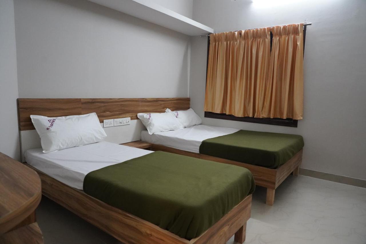 Empark Homestay Бангалор Экстерьер фото