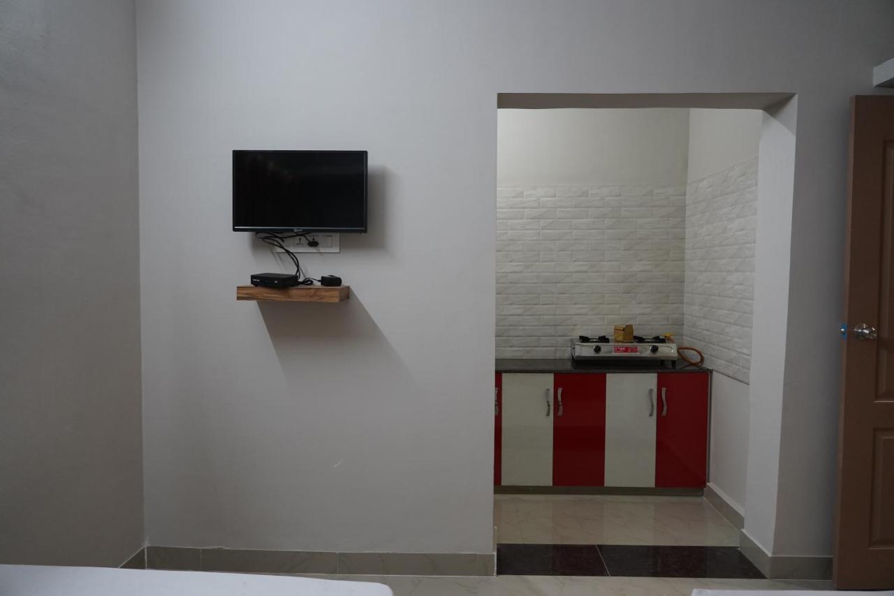 Empark Homestay Бангалор Экстерьер фото
